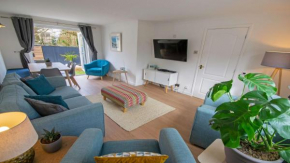 Oceanside Croyde, Scandi inspired cottage close to Croyde Beach - Sleeps 6